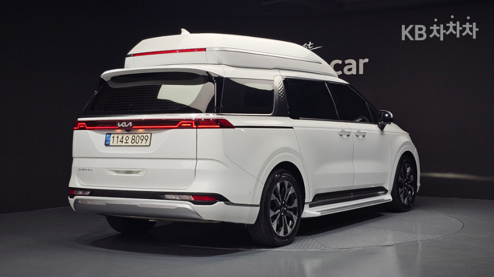 Kia Carnival — miniaturë 2