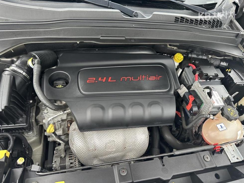 Jeep Renegade — miniaturë 19