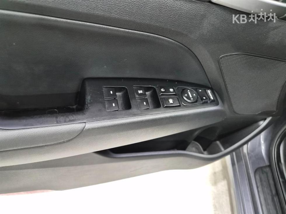 Hyundai Avante — miniaturë 11