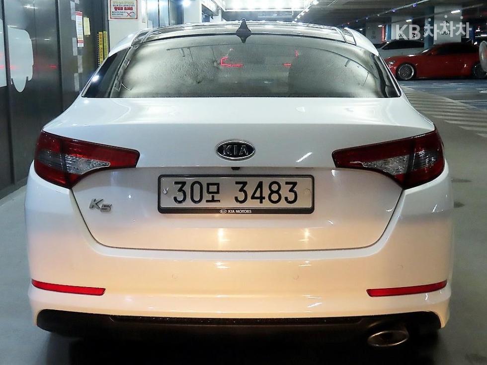 Kia K5 — miniaturë 5