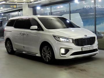 Kia Carnival 9인승 2.2 디젤 — foto 1