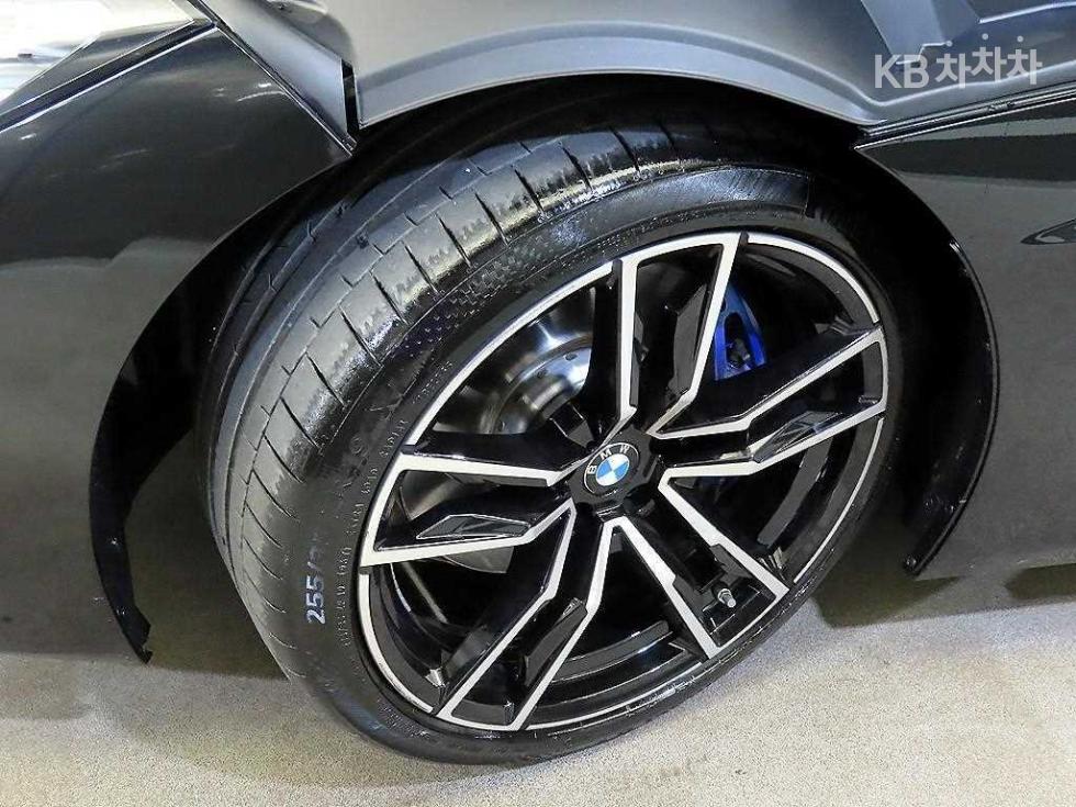 2023 BMW BMW Z4 photo