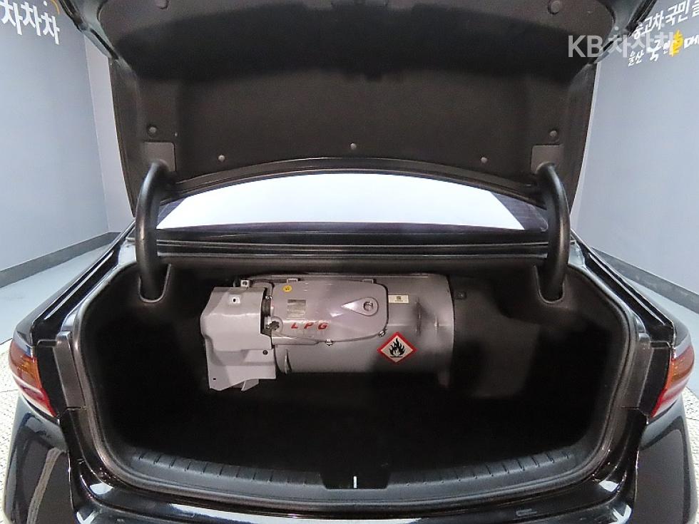 Kia K7 — miniaturë 19