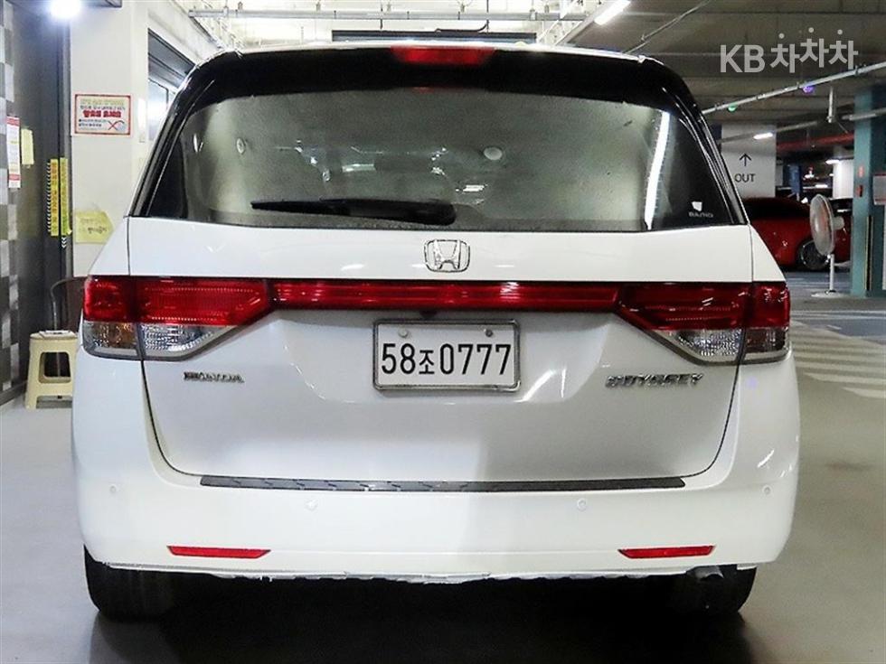 Honda Odyssey — miniaturë 5