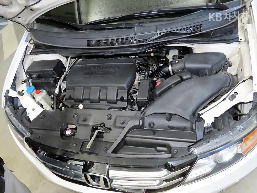 Honda Odyssey — miniaturë 19