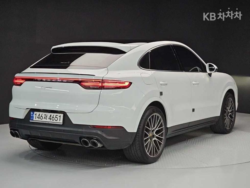2023 Porsche (9Y0) photo