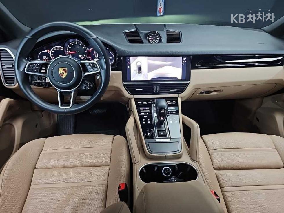 2023 Porsche (9Y0) photo