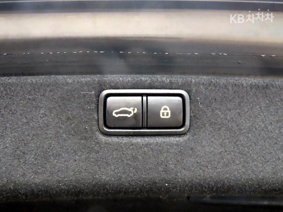 Hyundai Genesis — miniaturë 16
