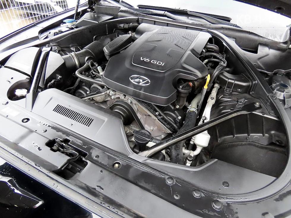 Hyundai Genesis — miniaturë 19