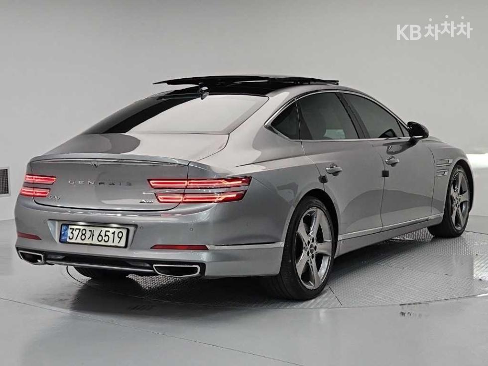 Genesis G80 — miniaturë 4