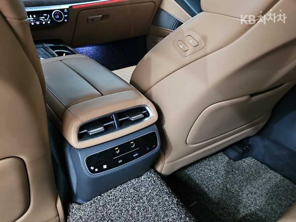 Genesis G80 — miniaturë 14