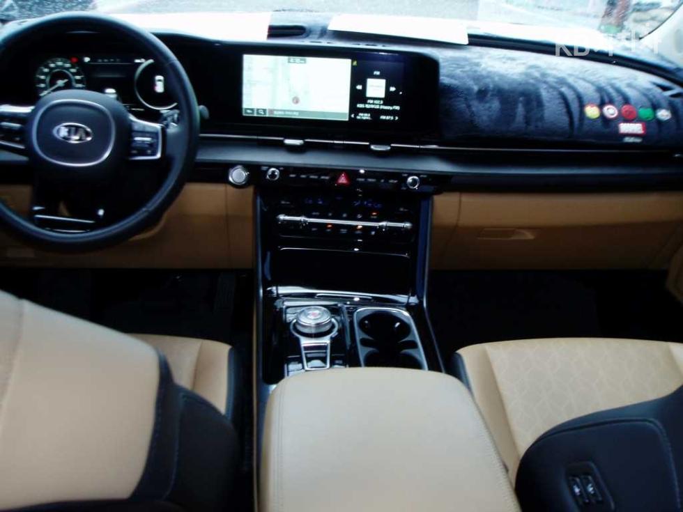 Kia Carnival — miniaturë 7