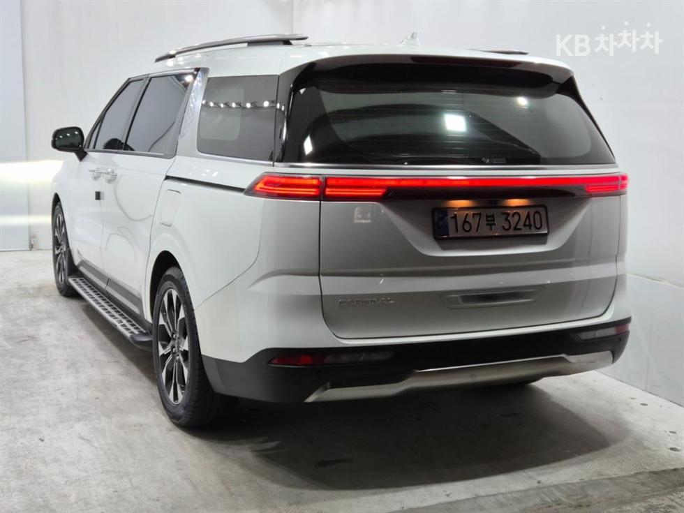 Kia Carnival — miniaturë 4