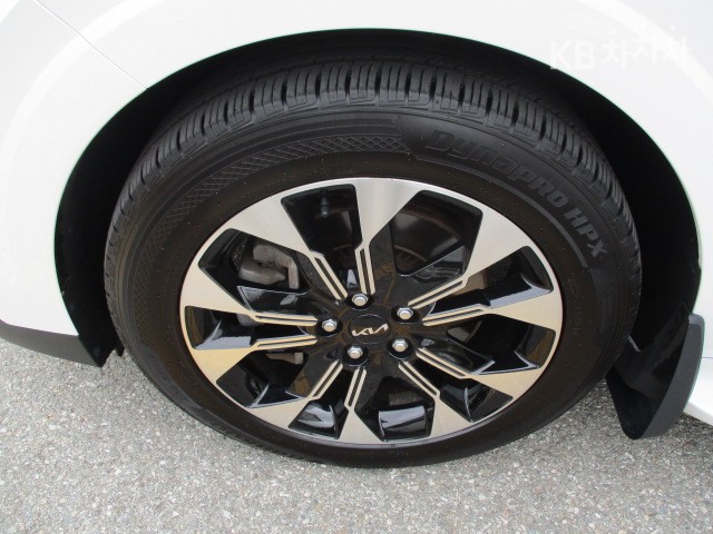 Kia Carnival — miniaturë 12
