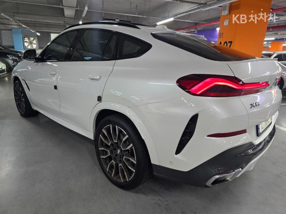 BMW X6 — miniaturë 3