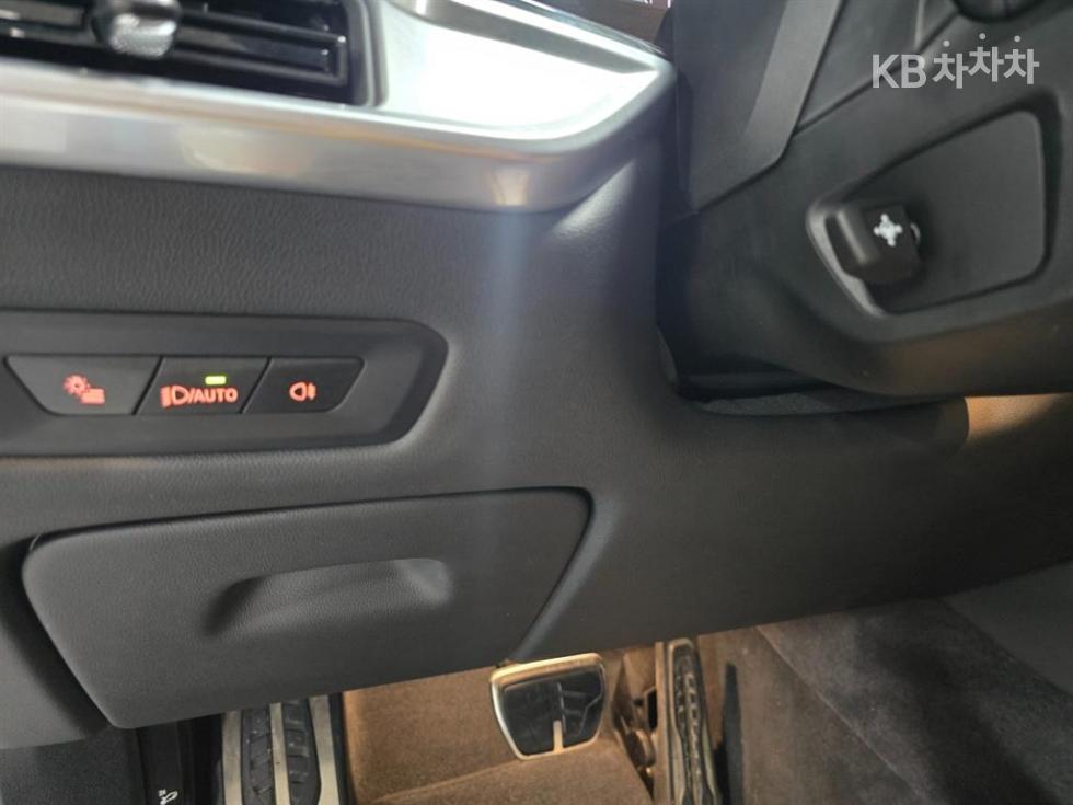 BMW X6 — miniaturë 17