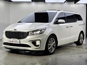 Kia Carnival 9인승 2.2 디젤 — foto 1