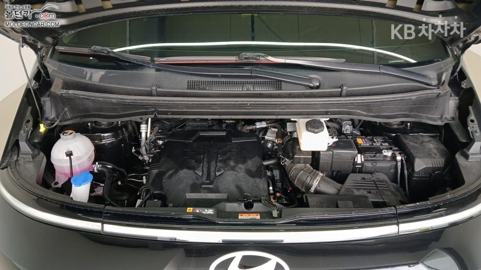 Hyundai Staria — miniaturë 8