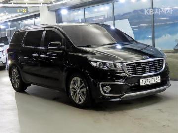 Kia Carnival 9인승 2.2 디젤 — foto 1