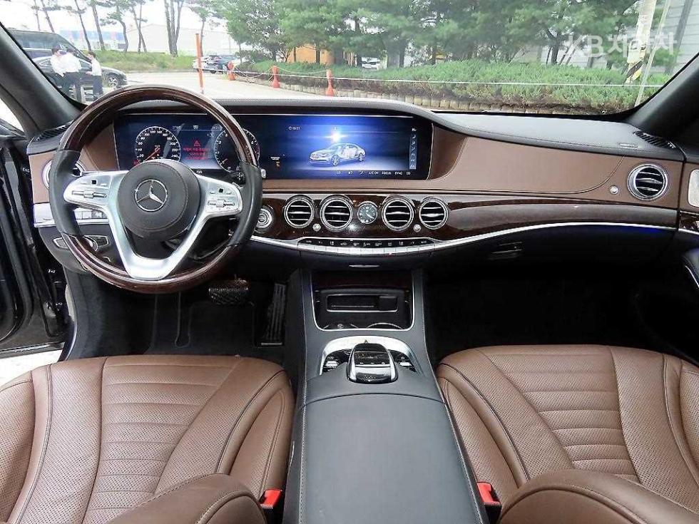 Mercedes-Benz S-klasse — miniaturë 7