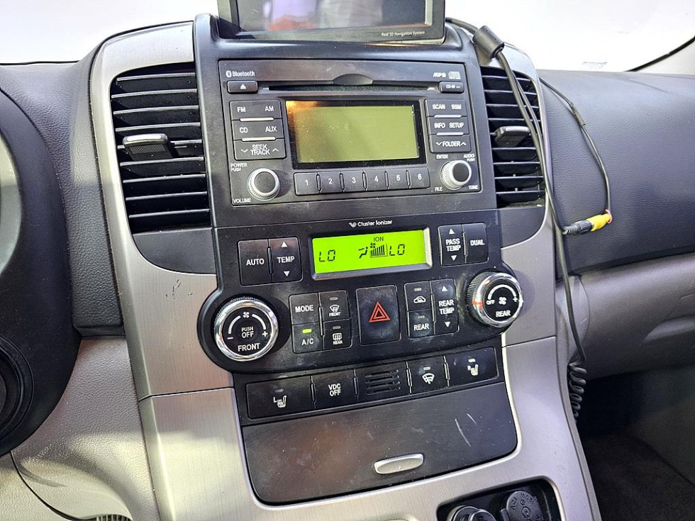 Kia Carnival — miniaturë 12