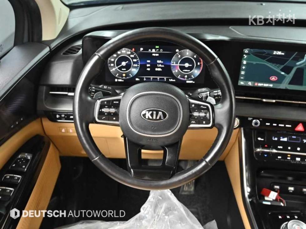 Kia Carnival — miniaturë 13