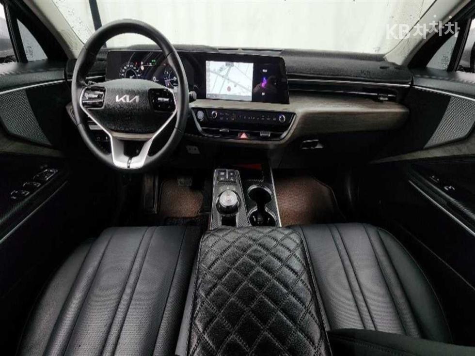 Kia K8 — miniaturë 7