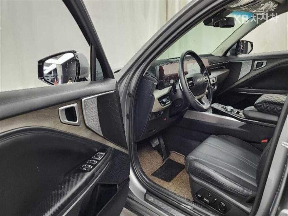 Kia K8 — miniaturë 10