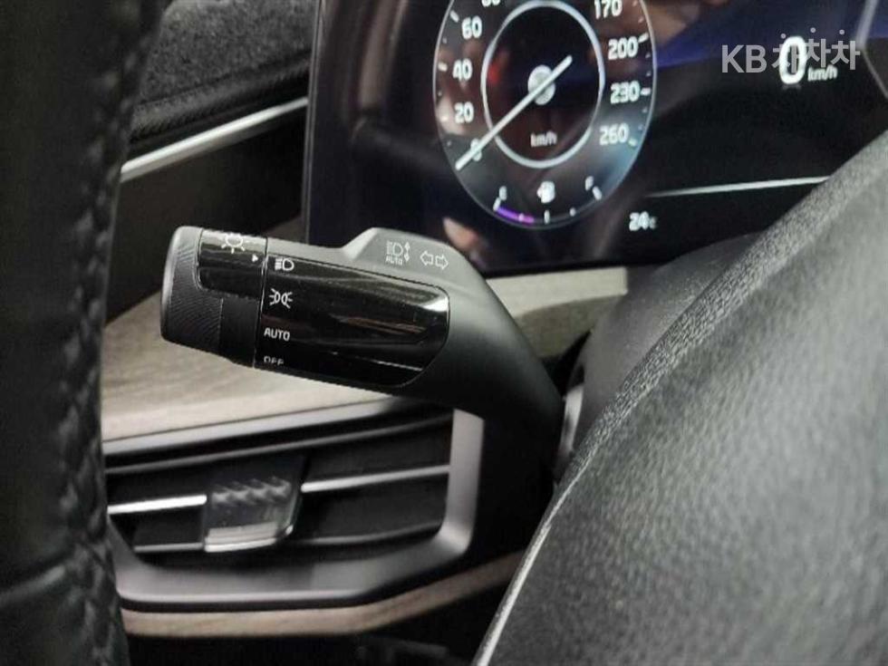 Kia K8 — miniaturë 19