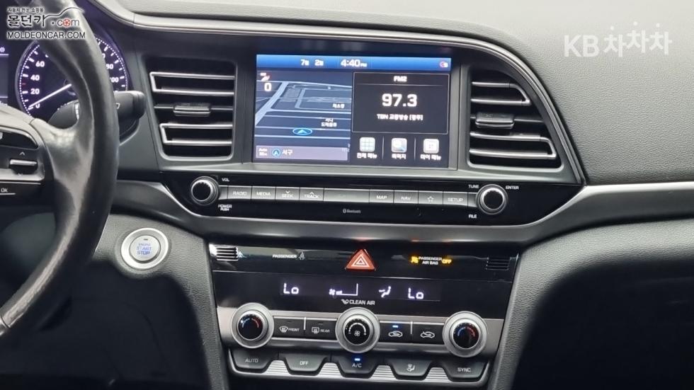 Hyundai Avante — miniaturë 12
