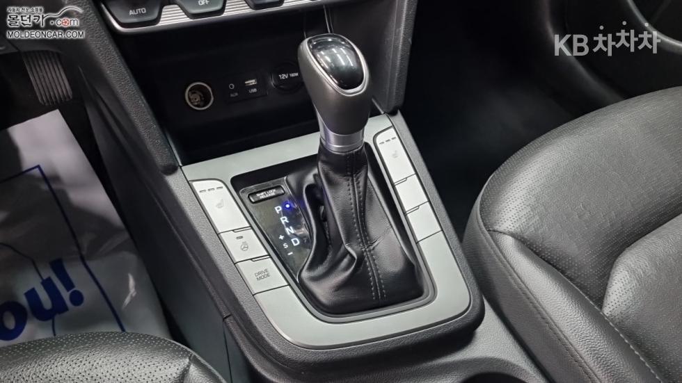 Hyundai Avante — miniaturë 14