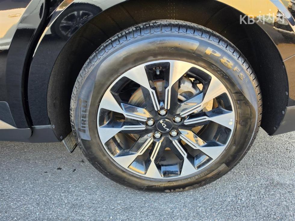 Kia Carnival — miniaturë 19