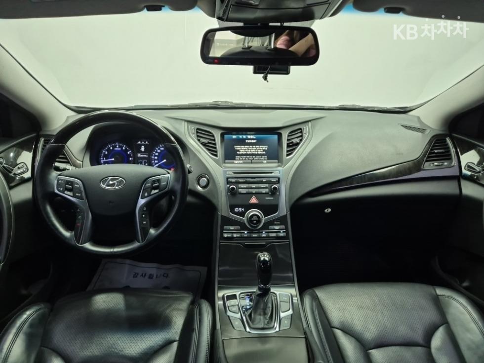 Hyundai Grandeur — miniaturë 6