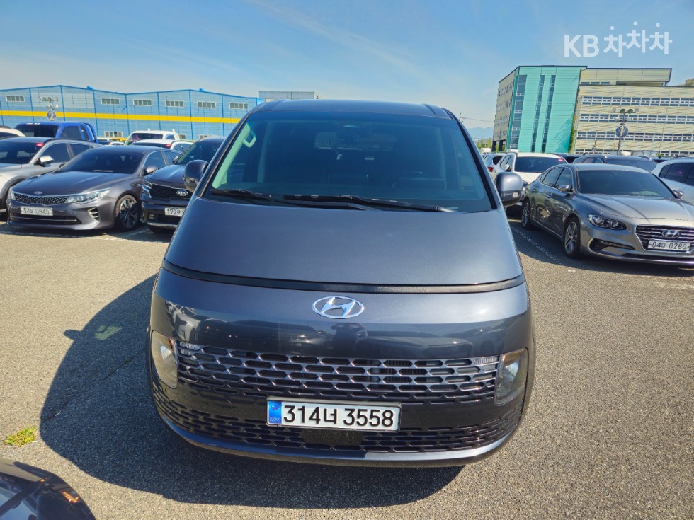 Hyundai Staria — miniaturë 2