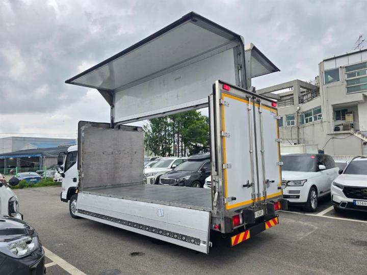 Hyundai Truck 2017 photo 3