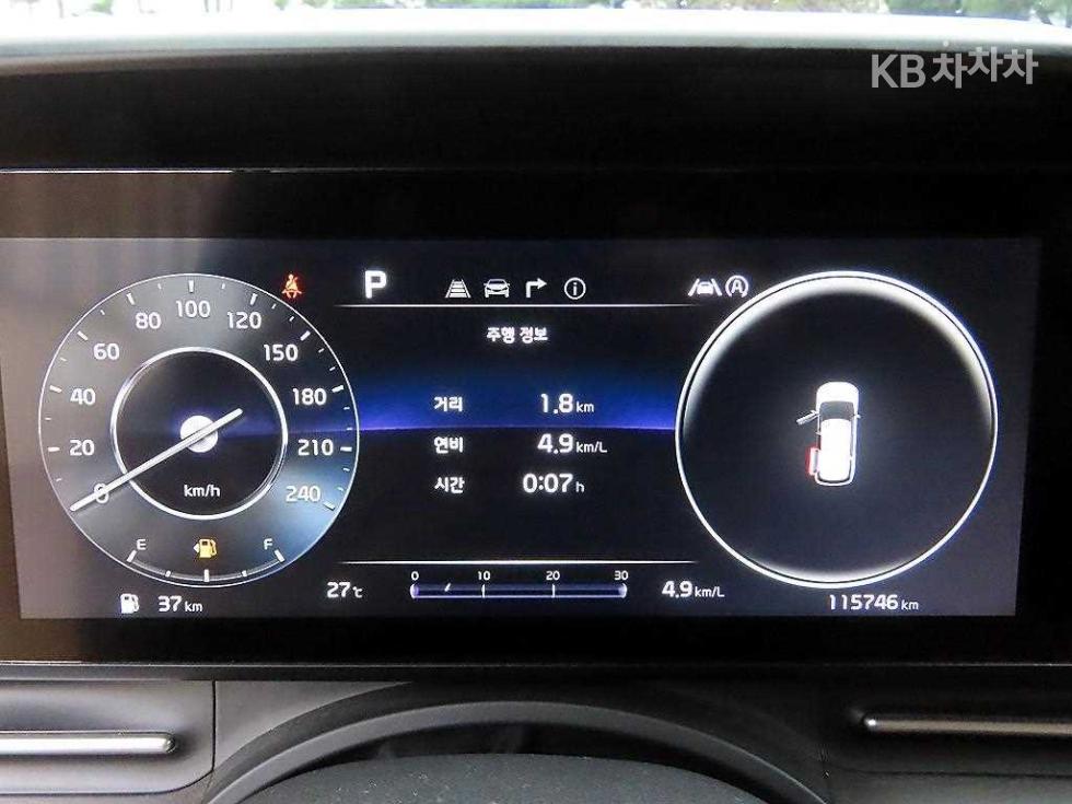Kia Carnival — miniaturë 9