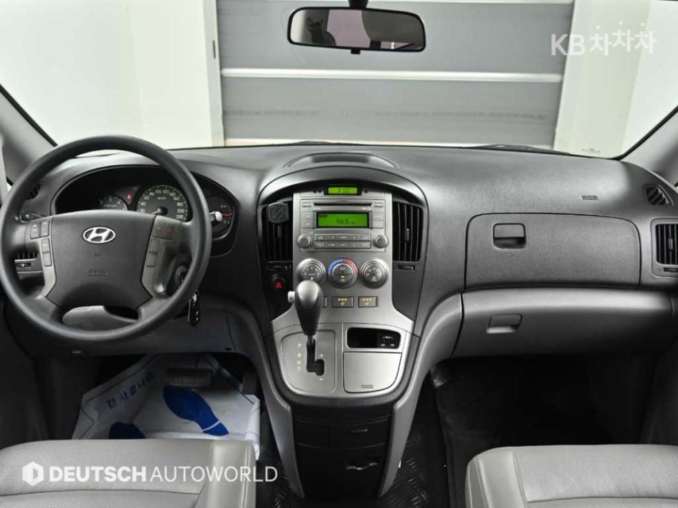 Hyundai Starex — miniaturë 7
