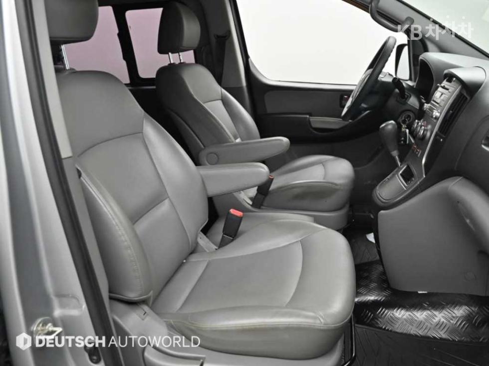 Hyundai Starex — miniaturë 10