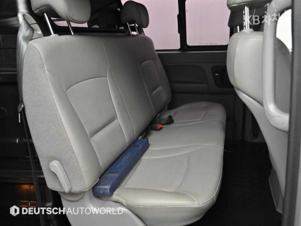 Hyundai Starex — miniaturë 12