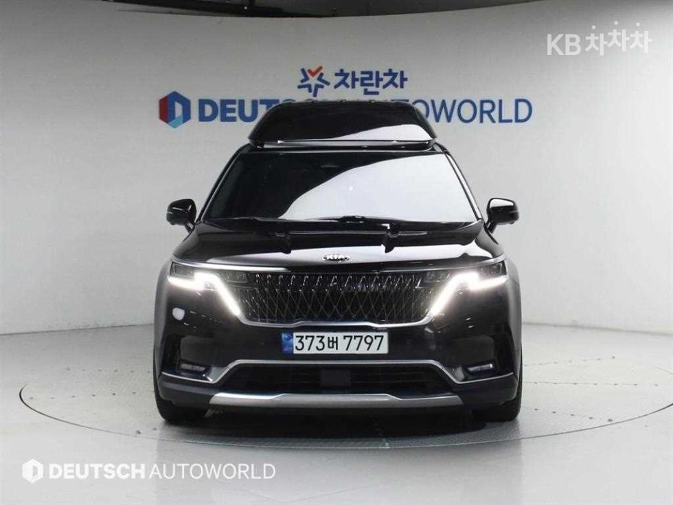 Kia Carnival — miniaturë 3