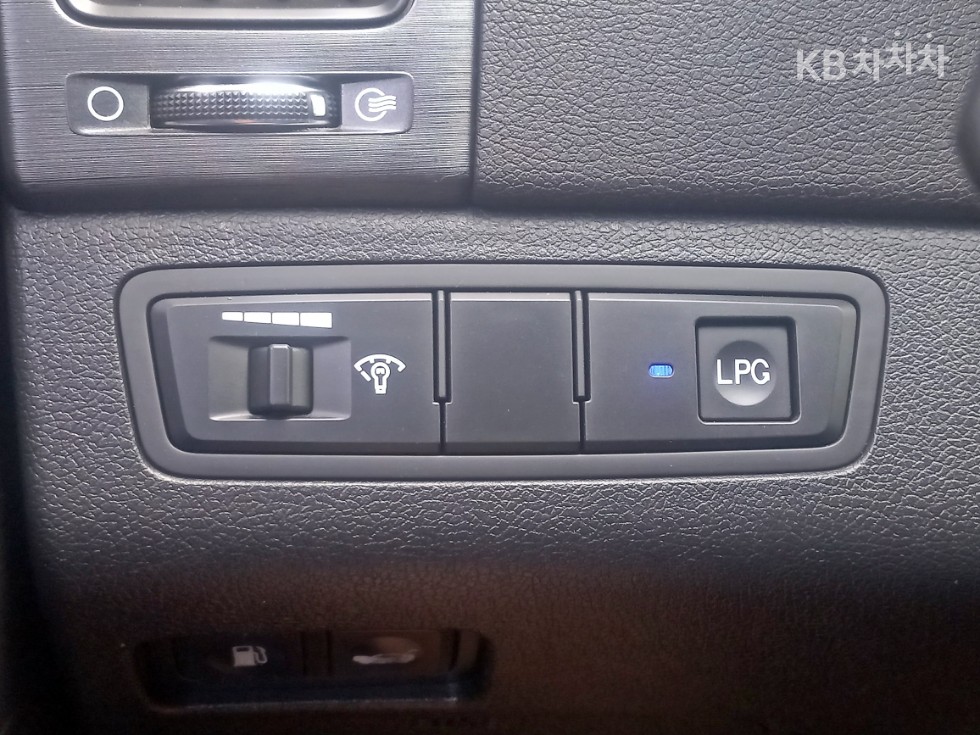 Hyundai Sonata — miniaturë 16