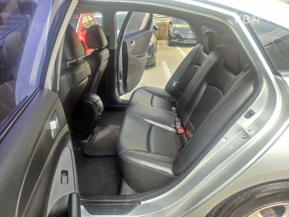 Hyundai Sonata — miniaturë 20