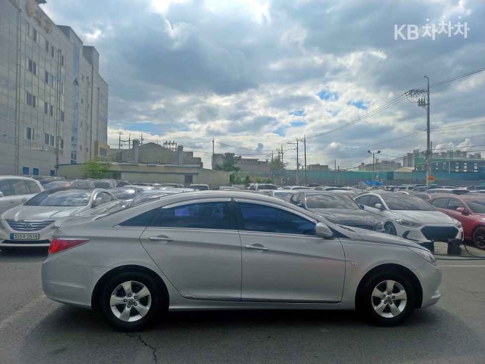 Hyundai Sonata — miniaturë 8