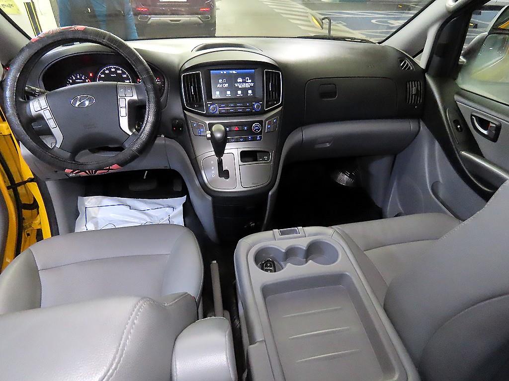 Hyundai Starex — miniaturë 10