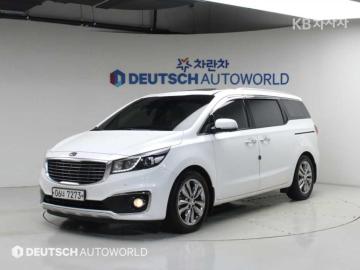 Kia Carnival 7-Seater Limousine Diesel — foto 1