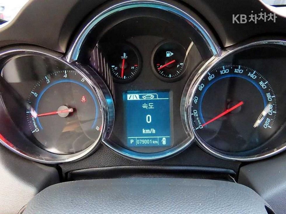 Chevrolet Cruze — miniaturë 9