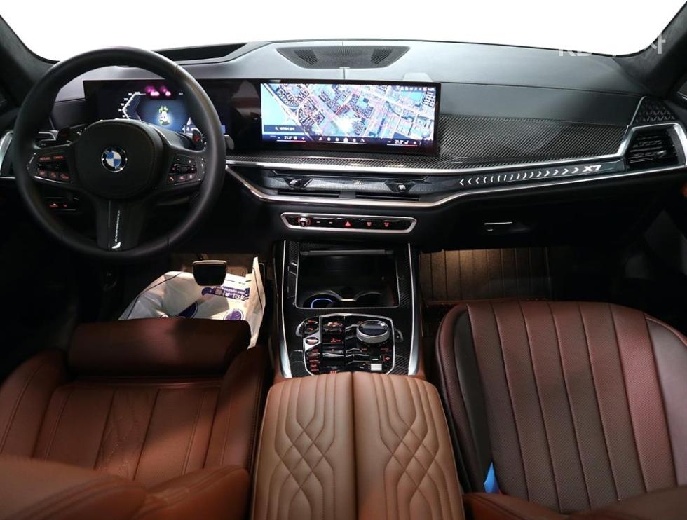 BMW X7 — miniaturë 5