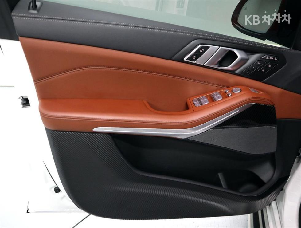 BMW X7 — miniaturë 8