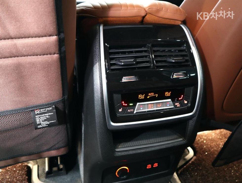 BMW X7 — miniaturë 15