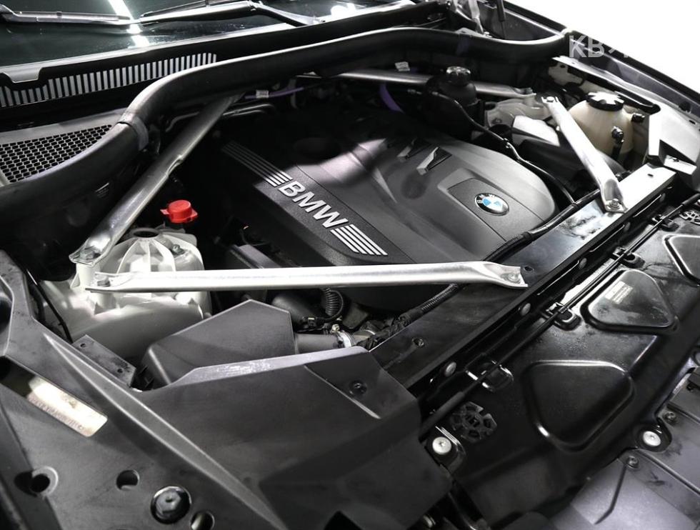 BMW X6 — miniaturë 6